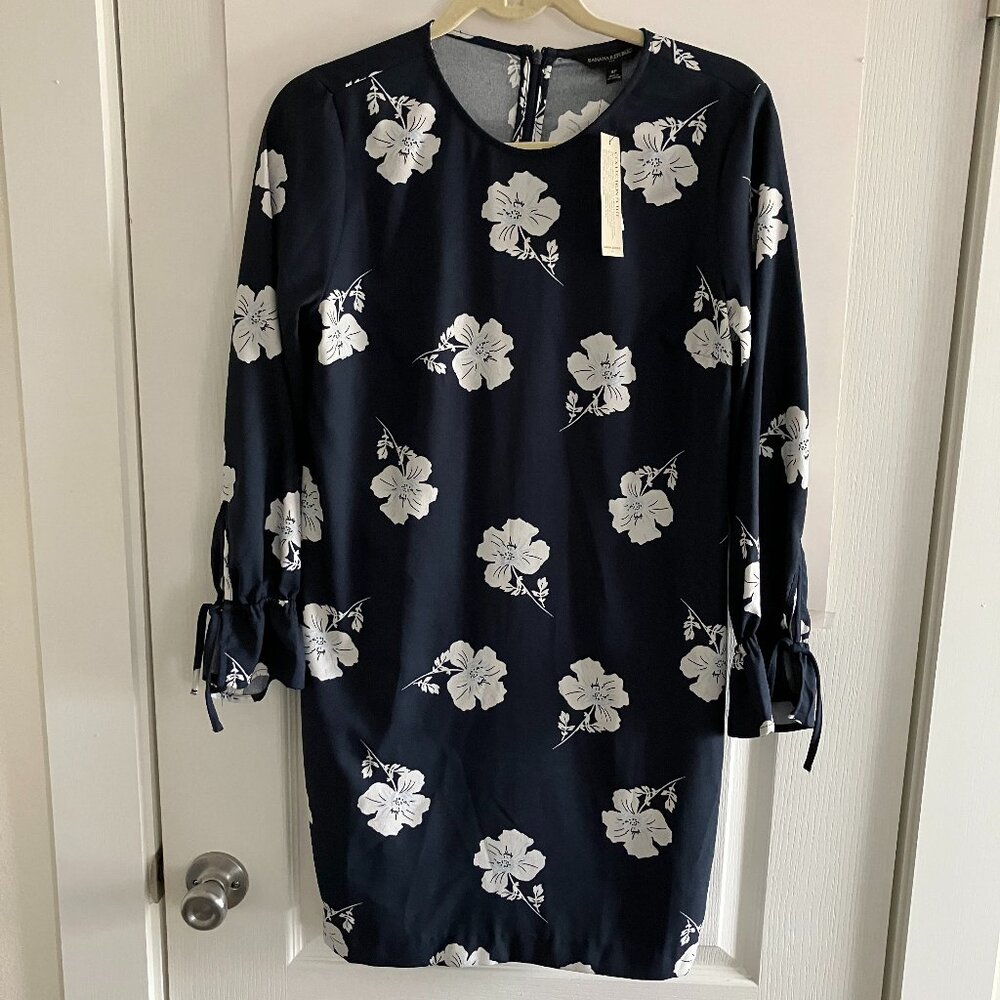 Banana Republic Floral Print Long Sleeve Dress Size 8 Petite Black & White